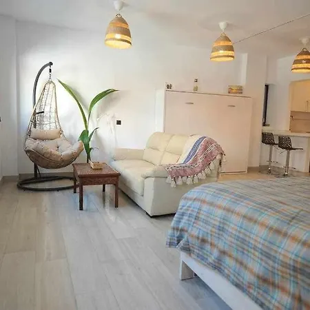 Acogedor En La Playa De * קדיז