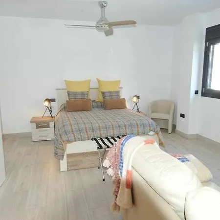 Acogedor En La Playa De Appartement Cádiz